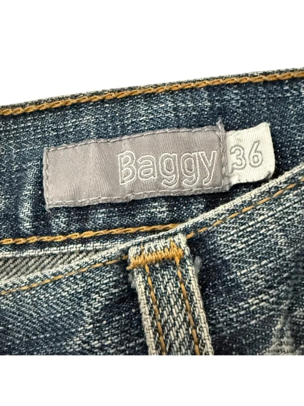 Vintage Levis Y2K Baggy Loose Skater Denim Jeans Mens Size 36